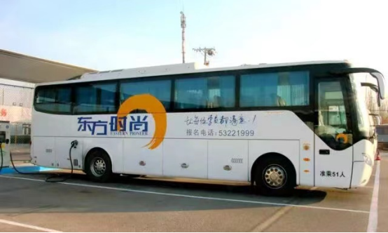 「東方時(shí)尚駕校」