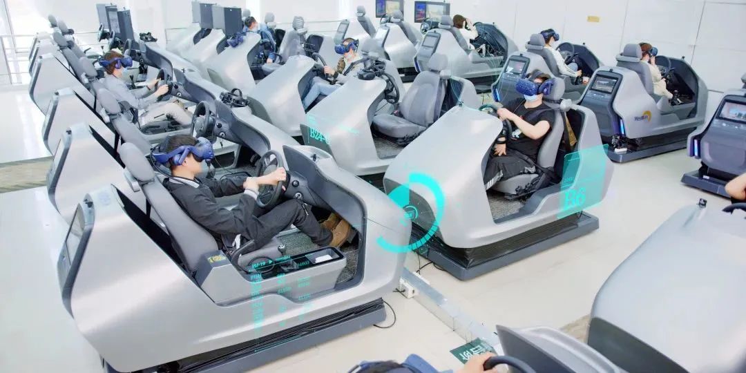 「東方時尚駕校」