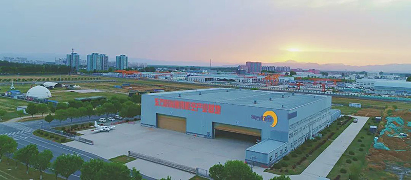 4名腫瘤患兒在北京東方時(shí)尚駕校圓了飛行夢