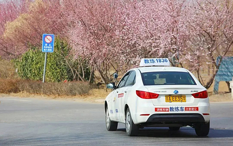 東方時(shí)尚提醒科目三容易掛掉的地方